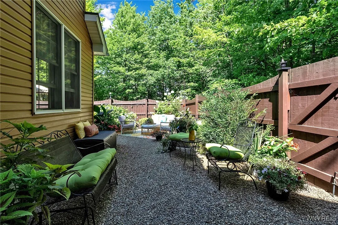 Beautiful flowers everywhere