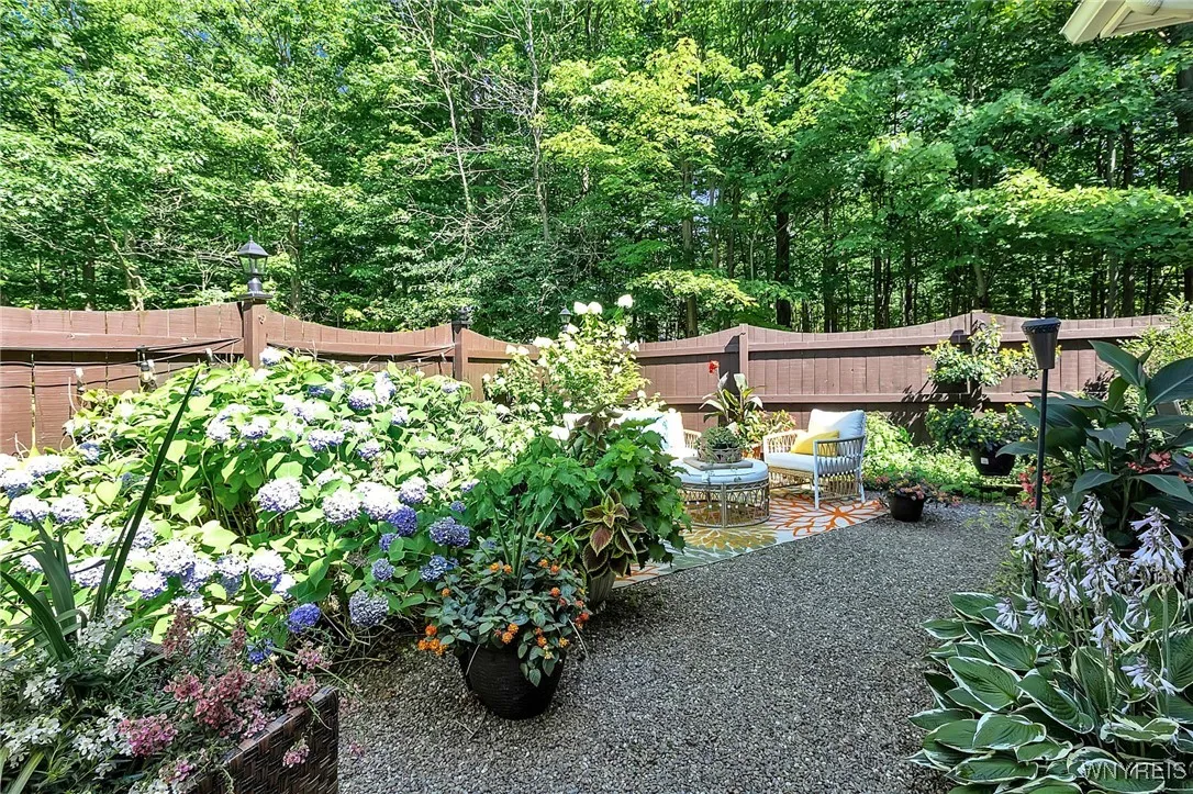 Side patio