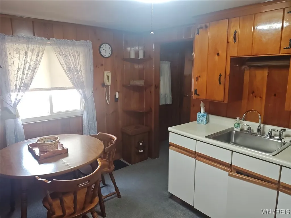 12 Linwood Avenue, Batavia City, New York 14020, Batavia City, New York 14020, 1 Bedroom Bedrooms, 4 Rooms Rooms,1 BathroomBathrooms,Residential,Closed,12 Linwood Avenue, Batavia City, New York 14020,0,B1626460