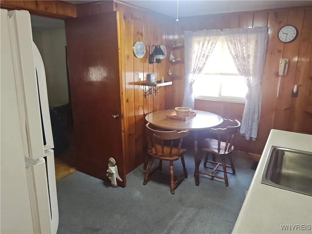 12 Linwood Avenue, Batavia City, New York 14020, Batavia City, New York 14020, 1 Bedroom Bedrooms, 4 Rooms Rooms,1 BathroomBathrooms,Residential,Closed,12 Linwood Avenue, Batavia City, New York 14020,0,B1626460