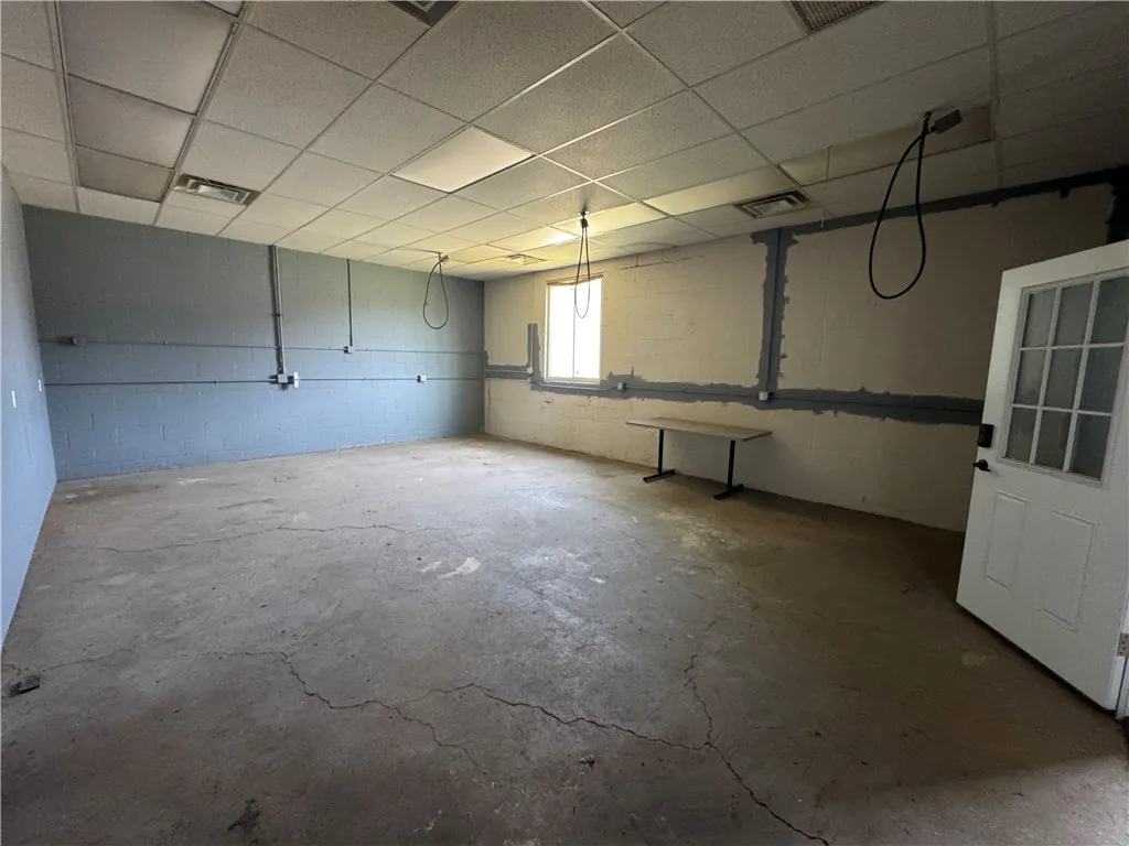 10 Pleasant Avenue, Phelps, New York 14532, Phelps, New York 14532, ,Commercial Lease,For Rent,10 Pleasant Avenue, Phelps, New York 14532,R1626778