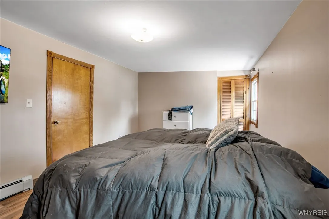 Front Home's Primary Bedroom