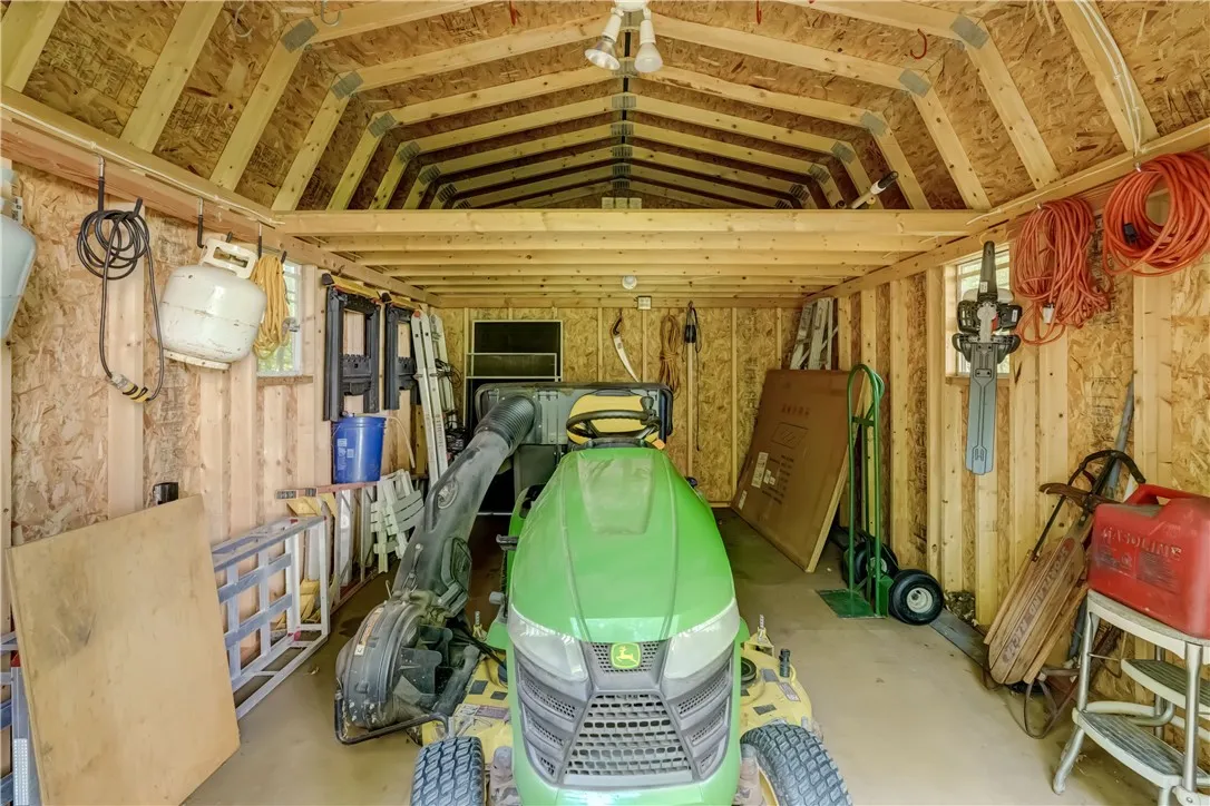 5713 Lincoln Road, Ontario, New York 14519, Ontario, New York 14519, 4 Bedrooms Bedrooms, 8 Rooms Rooms,2 BathroomsBathrooms,Residential,Closed,5713 Lincoln Road, Ontario, New York 14519,0,R1626320