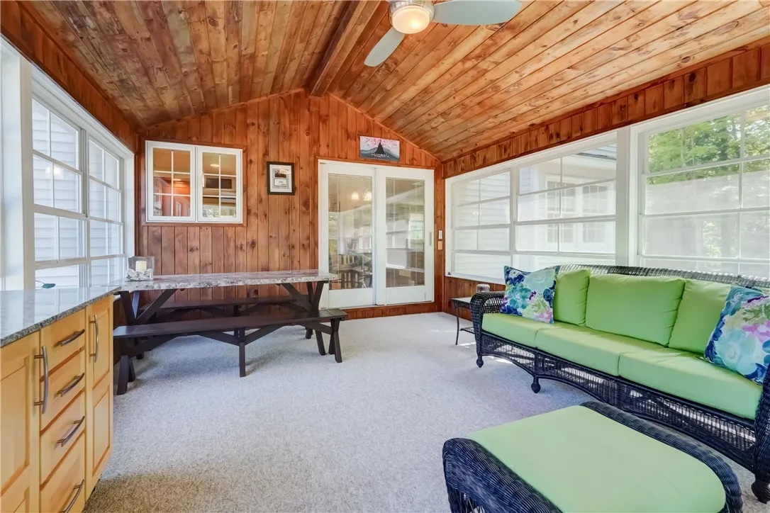 5713 Lincoln Road, Ontario, New York 14519, Ontario, New York 14519, 4 Bedrooms Bedrooms, 8 Rooms Rooms,2 BathroomsBathrooms,Residential,Closed,5713 Lincoln Road, Ontario, New York 14519,0,R1626320