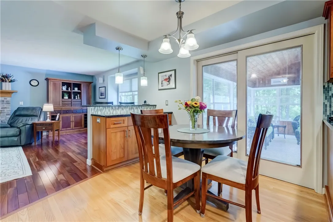 5713 Lincoln Road, Ontario, New York 14519, Ontario, New York 14519, 4 Bedrooms Bedrooms, 8 Rooms Rooms,2 BathroomsBathrooms,Residential,Closed,5713 Lincoln Road, Ontario, New York 14519,0,R1626320