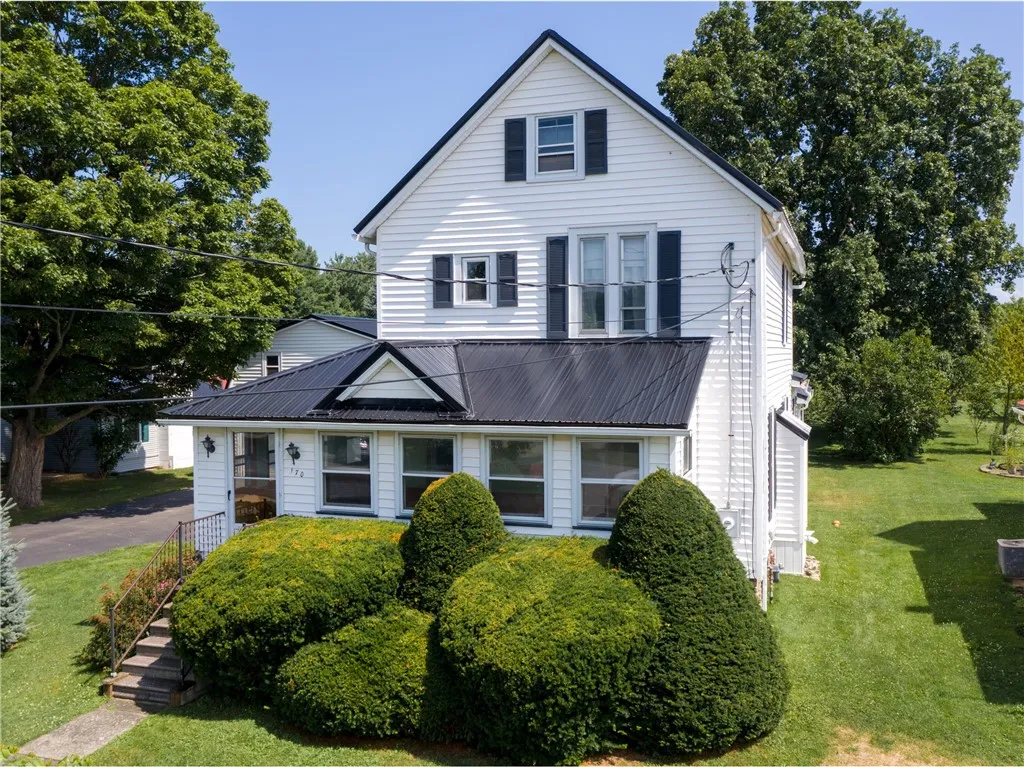 170 Main Street South, Castile, New York 14530, Castile, New York 14530, 4 Bedrooms Bedrooms, 10 Rooms Rooms,1 BathroomBathrooms,Residential,Closed,170 Main Street South, Castile, New York 14530,0,R1626675