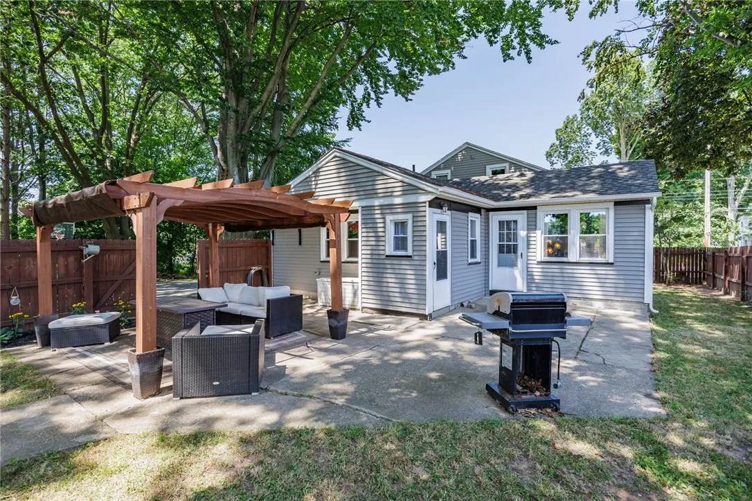 3491 Latta Road, Greece, New York 14612, Greece, New York 14612, 3 Bedrooms Bedrooms, 10 Rooms Rooms,2 BathroomsBathrooms,Residential,Closed,3491 Latta Road, Greece, New York 14612,0,R1623469
