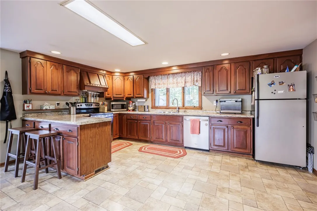 3491 Latta Road, Greece, New York 14612, Greece, New York 14612, 3 Bedrooms Bedrooms, 10 Rooms Rooms,2 BathroomsBathrooms,Residential,Closed,3491 Latta Road, Greece, New York 14612,0,R1623469