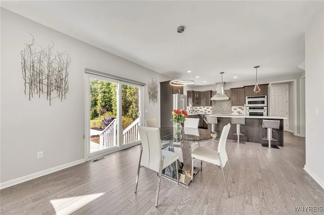 26 Hearthstone, Orchard Park, New York 14127, Orchard Park, New York 14127, 4 Bedrooms Bedrooms, 12 Rooms Rooms,3 BathroomsBathrooms,Residential,For Sale,26 Hearthstone, Orchard Park, New York 14127,B1626323
