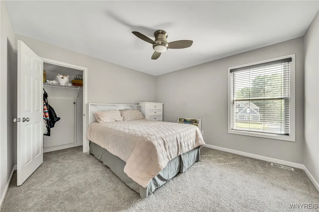 26 Hearthstone, Orchard Park, New York 14127, Orchard Park, New York 14127, 4 Bedrooms Bedrooms, 12 Rooms Rooms,3 BathroomsBathrooms,Residential,For Sale,26 Hearthstone, Orchard Park, New York 14127,B1626323