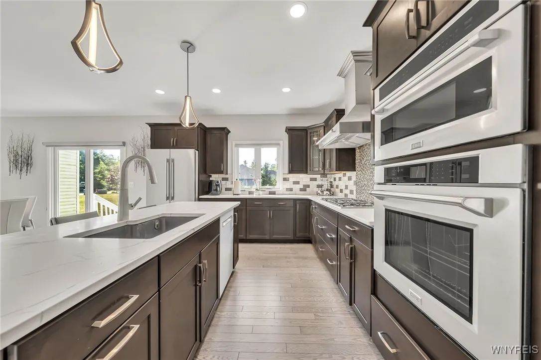 26 Hearthstone, Orchard Park, New York 14127, Orchard Park, New York 14127, 4 Bedrooms Bedrooms, 12 Rooms Rooms,3 BathroomsBathrooms,Residential,For Sale,26 Hearthstone, Orchard Park, New York 14127,B1626323