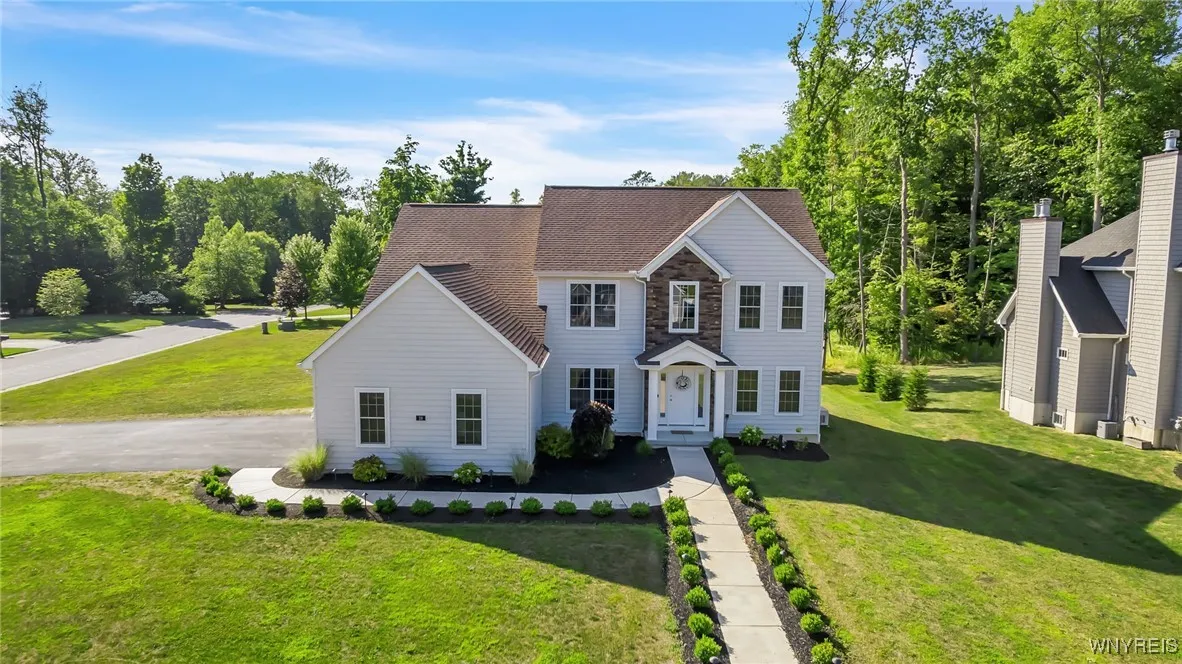 26 Hearthstone, Orchard Park, New York 14127, Orchard Park, New York 14127, 4 Bedrooms Bedrooms, 12 Rooms Rooms,3 BathroomsBathrooms,Residential,For Sale,26 Hearthstone, Orchard Park, New York 14127,B1626323