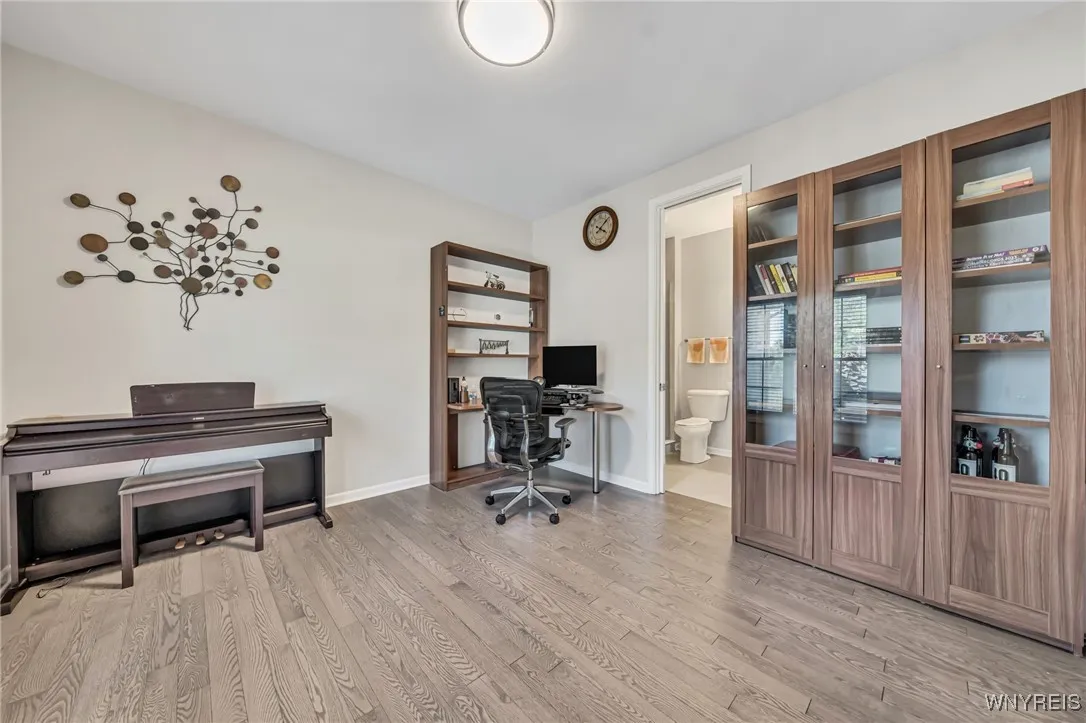 26 Hearthstone, Orchard Park, New York 14127, Orchard Park, New York 14127, 4 Bedrooms Bedrooms, 12 Rooms Rooms,3 BathroomsBathrooms,Residential,For Sale,26 Hearthstone, Orchard Park, New York 14127,B1626323
