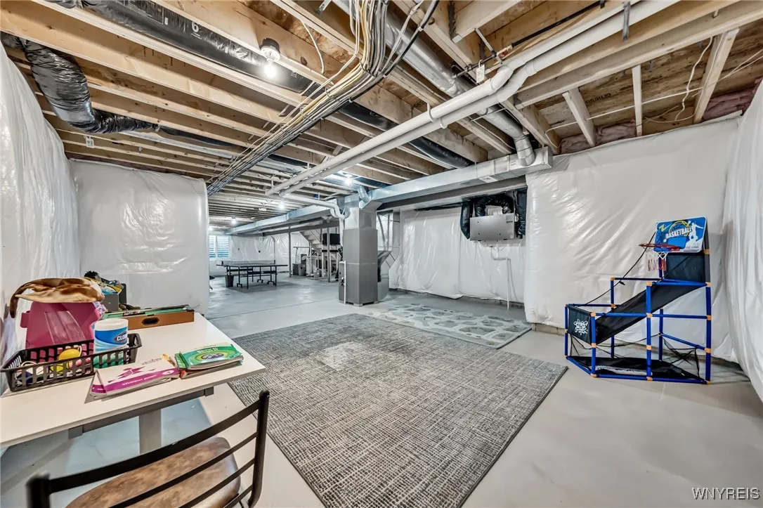 26 Hearthstone, Orchard Park, New York 14127, Orchard Park, New York 14127, 4 Bedrooms Bedrooms, 12 Rooms Rooms,3 BathroomsBathrooms,Residential,For Sale,26 Hearthstone, Orchard Park, New York 14127,B1626323