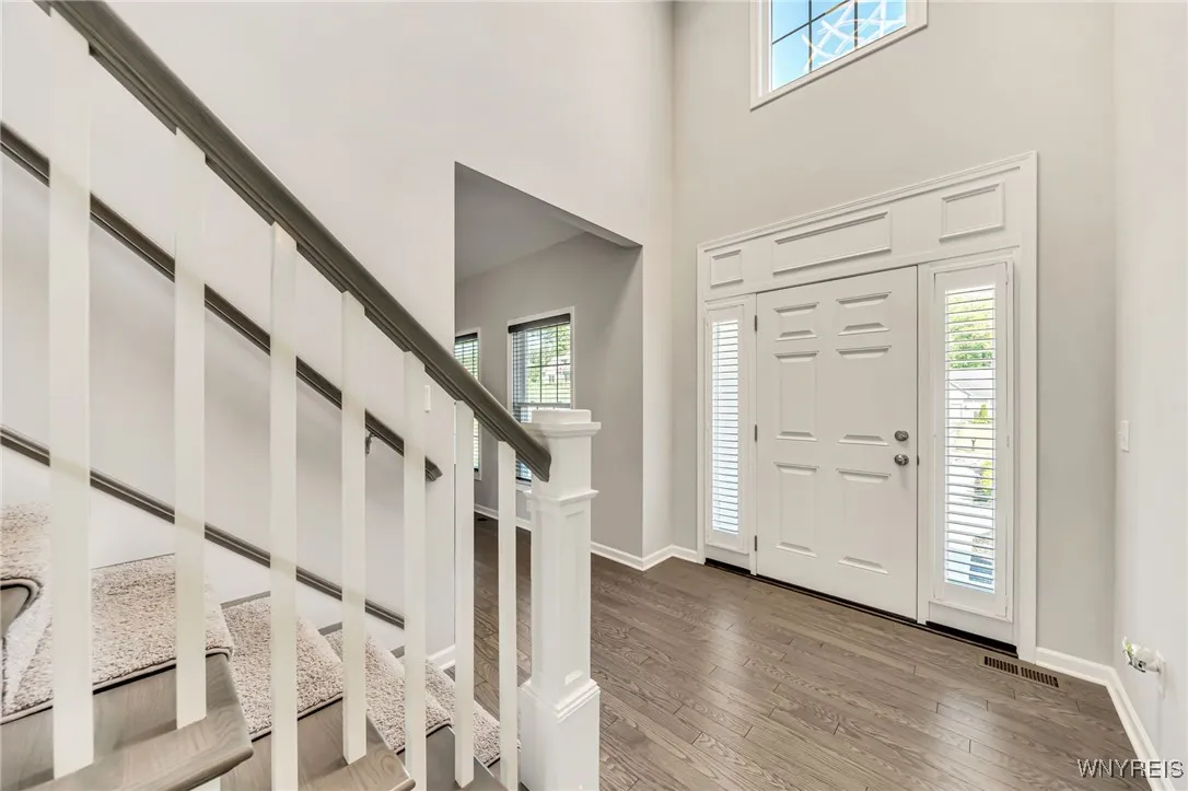 26 Hearthstone, Orchard Park, New York 14127, Orchard Park, New York 14127, 4 Bedrooms Bedrooms, 12 Rooms Rooms,3 BathroomsBathrooms,Residential,For Sale,26 Hearthstone, Orchard Park, New York 14127,B1626323