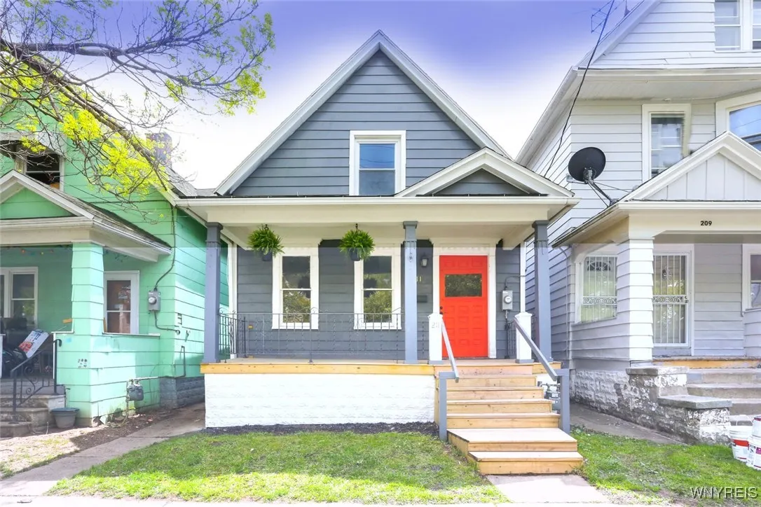 211 Grote Street, Buffalo, New York 14207, Buffalo, New York 14207, 4 Bedrooms Bedrooms, 8 Rooms Rooms,1 BathroomBathrooms,Residential,For Sale,211 Grote Street, Buffalo, New York 14207,B1626501