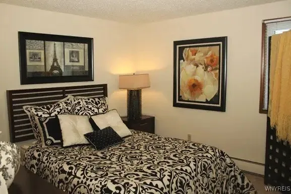 111 #04 Peppertree Drive, Amherst, New York 14228, Amherst, New York 14228, 1 Bedroom Bedrooms, 3 Rooms Rooms,1 BathroomBathrooms,Residential Lease,For Rent,111 #04 Peppertree Drive, Amherst, New York 14228,B1626815