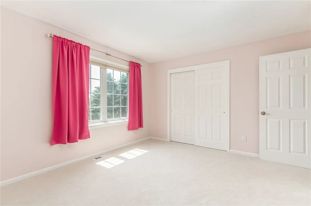 7368 Rolling Meadows Way, Victor, New York 14564, Victor, New York 14564, 4 Bedrooms Bedrooms, 9 Rooms Rooms,2 BathroomsBathrooms,Residential,Closed,7368 Rolling Meadows Way, Victor, New York 14564,0,R1626782