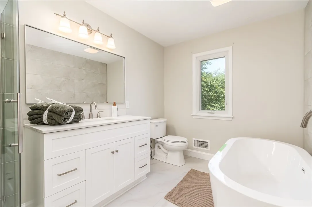 7368 Rolling Meadows Way, Victor, New York 14564, Victor, New York 14564, 4 Bedrooms Bedrooms, 9 Rooms Rooms,2 BathroomsBathrooms,Residential,Closed,7368 Rolling Meadows Way, Victor, New York 14564,0,R1626782