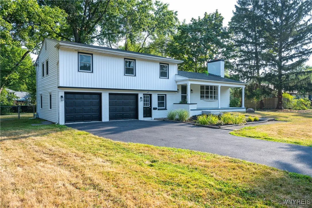 145 Highland Avenue, Orchard Park, New York 14127, Orchard Park, New York 14127, 4 Bedrooms Bedrooms, 10 Rooms Rooms,2 BathroomsBathrooms,Residential,For Sale,145 Highland Avenue, Orchard Park, New York 14127,B1626714