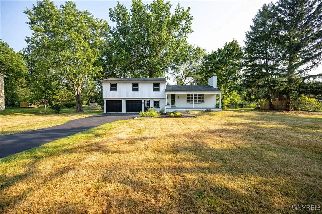 145 Highland Avenue, Orchard Park, New York 14127, Orchard Park, New York 14127, 4 Bedrooms Bedrooms, 10 Rooms Rooms,2 BathroomsBathrooms,Residential,For Sale,145 Highland Avenue, Orchard Park, New York 14127,B1626714