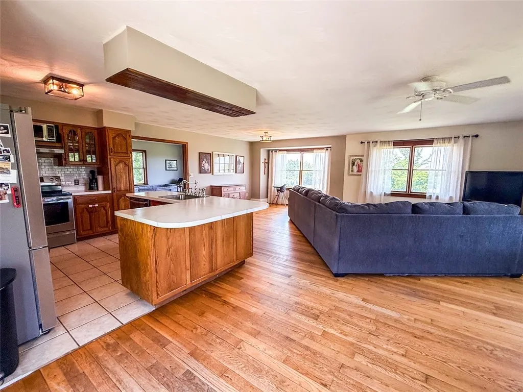 819 Creager Road, Springport, New York 13160, Springport, New York 13160, 3 Bedrooms Bedrooms, 8 Rooms Rooms,2 BathroomsBathrooms,Residential,Closed,819 Creager Road, Springport, New York 13160,0,R1626213