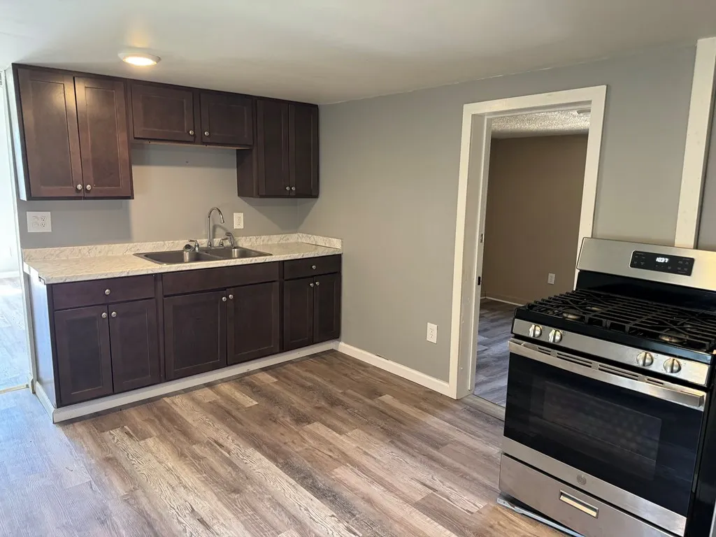 211 Winfield Street, Corning City, New York 14830, Corning City, New York 14830, 2 Bedrooms Bedrooms, 5 Rooms Rooms,1 BathroomBathrooms,Residential Lease,For Rent,211 Winfield Street, Corning City, New York 14830,R1626864