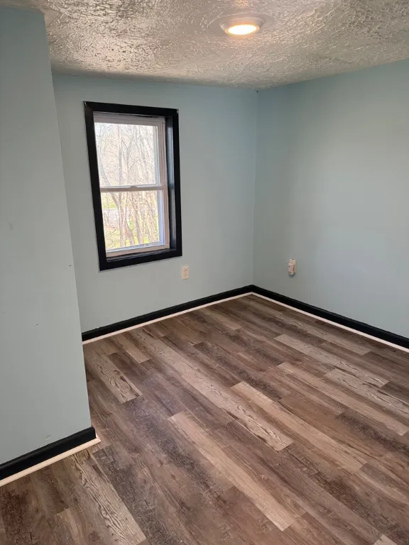 211 Winfield Street, Corning City, New York 14830, Corning City, New York 14830, 2 Bedrooms Bedrooms, 5 Rooms Rooms,1 BathroomBathrooms,Residential Lease,For Rent,211 Winfield Street, Corning City, New York 14830,R1626864