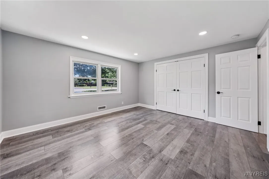 Bedroom #1