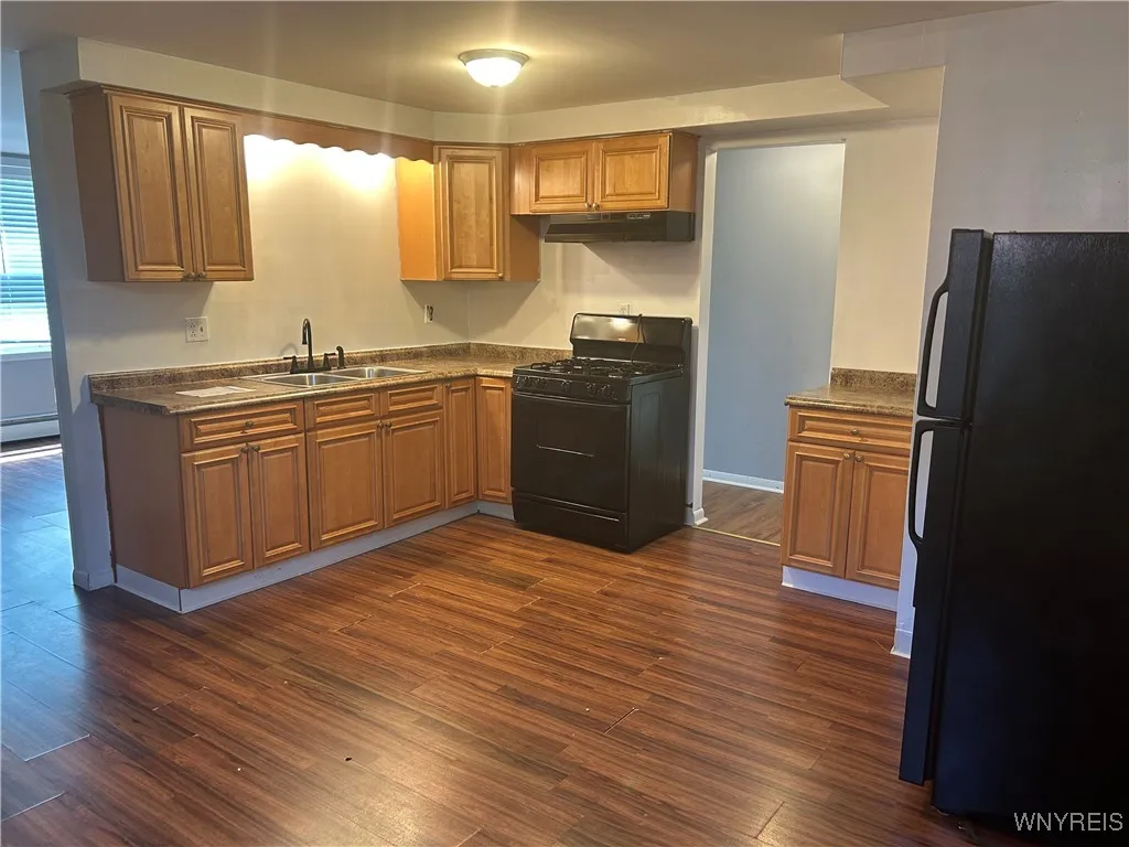 18 Barone Circle, Cheektowaga, New York 14225, Cheektowaga, New York 14225, 3 Bedrooms Bedrooms, 6 Rooms Rooms,1 BathroomBathrooms,Residential Lease,For Rent,18 Barone Circle, Cheektowaga, New York 14225,B1626858