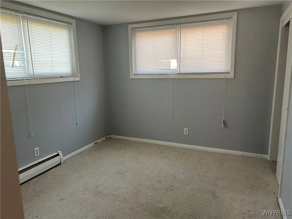18 Barone Circle, Cheektowaga, New York 14225, Cheektowaga, New York 14225, 3 Bedrooms Bedrooms, 6 Rooms Rooms,1 BathroomBathrooms,Residential Lease,For Rent,18 Barone Circle, Cheektowaga, New York 14225,B1626858