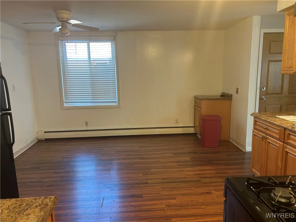 18 Barone Circle, Cheektowaga, New York 14225, Cheektowaga, New York 14225, 3 Bedrooms Bedrooms, 6 Rooms Rooms,1 BathroomBathrooms,Residential Lease,For Rent,18 Barone Circle, Cheektowaga, New York 14225,B1626858