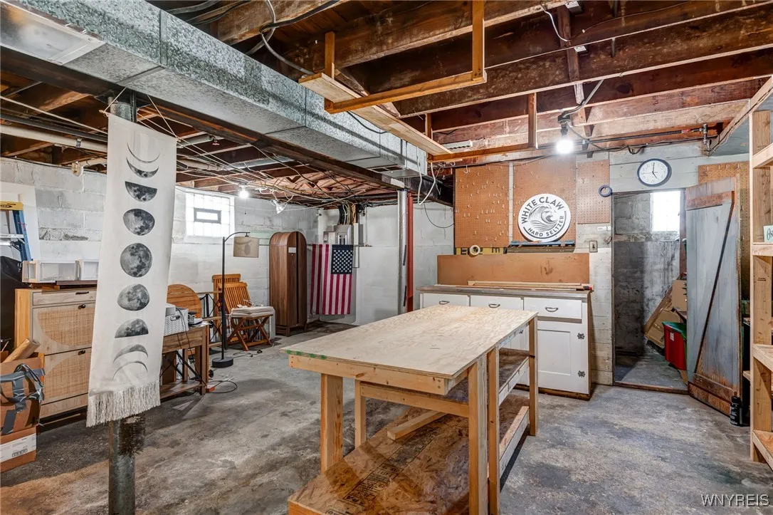 2451 Michigan Avenue, Niagara Falls, New York 1430, Niagara Falls, New York 14305, 4 Bedrooms Bedrooms, 8 Rooms Rooms,1 BathroomBathrooms,Residential,Closed,2451 Michigan Avenue, Niagara Falls, New York 1430,0,B1626844