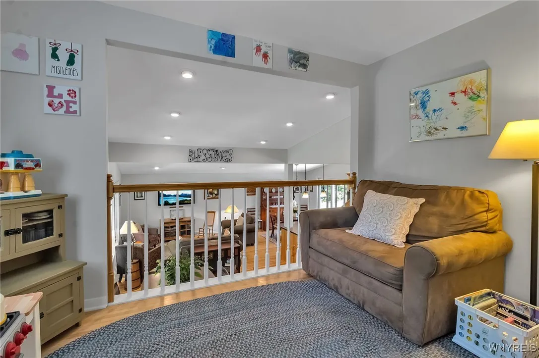 1955 Mill Road, Aurora, New York 14170, Aurora, New York 14170, 3 Bedrooms Bedrooms, 9 Rooms Rooms,2 BathroomsBathrooms,Residential,Closed,1955 Mill Road, Aurora, New York 14170,0,B1626760