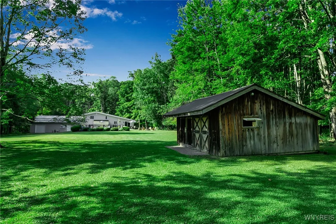 1955 Mill Road, Aurora, New York 14170, Aurora, New York 14170, 3 Bedrooms Bedrooms, 9 Rooms Rooms,2 BathroomsBathrooms,Residential,Closed,1955 Mill Road, Aurora, New York 14170,0,B1626760
