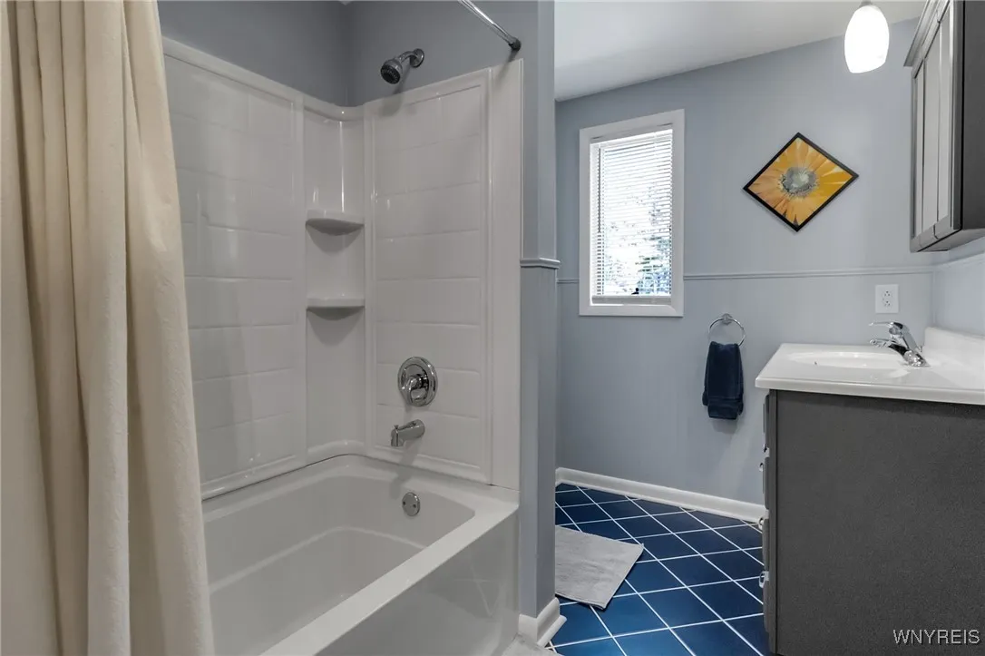 1955 Mill Road, Aurora, New York 14170, Aurora, New York 14170, 3 Bedrooms Bedrooms, 9 Rooms Rooms,2 BathroomsBathrooms,Residential,Closed,1955 Mill Road, Aurora, New York 14170,0,B1626760