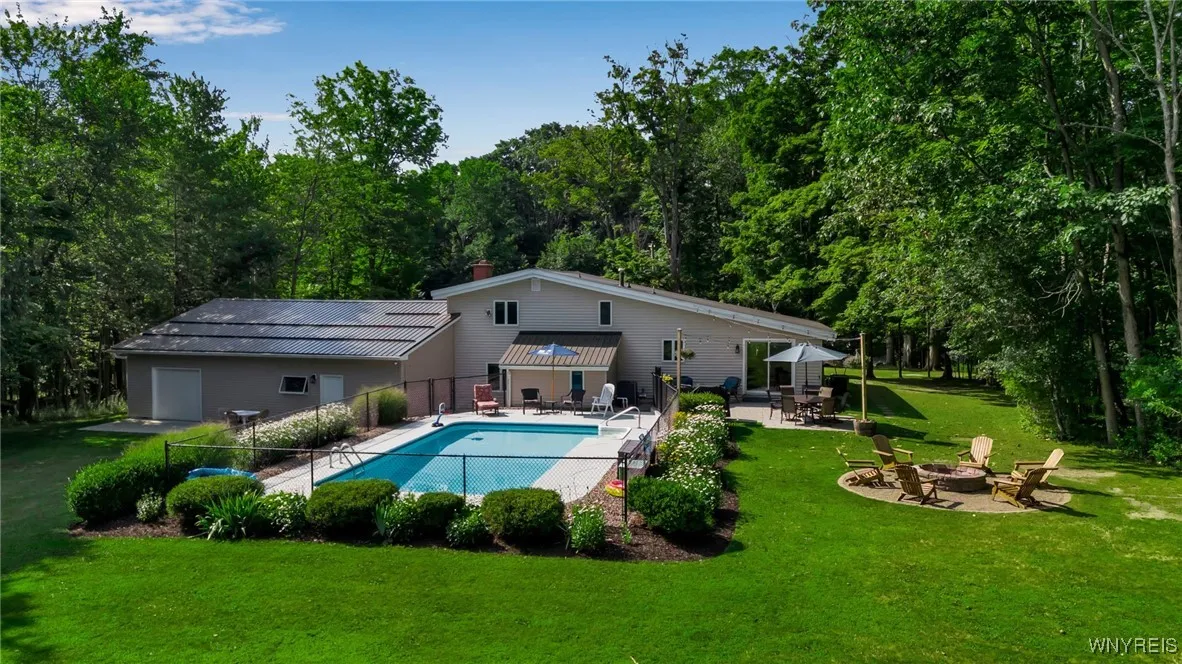 1955 Mill Road, Aurora, New York 14170, Aurora, New York 14170, 3 Bedrooms Bedrooms, 9 Rooms Rooms,2 BathroomsBathrooms,Residential,Closed,1955 Mill Road, Aurora, New York 14170,0,B1626760