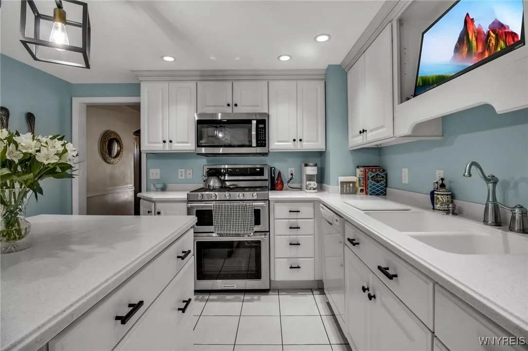 115 Fairbanks Avenue, Tonawanda, New York 14223, Tonawanda, New York 14223, 3 Bedrooms Bedrooms, 7 Rooms Rooms,2 BathroomsBathrooms,Residential,Closed,115 Fairbanks Avenue, Tonawanda, New York 14223,0,B1626199