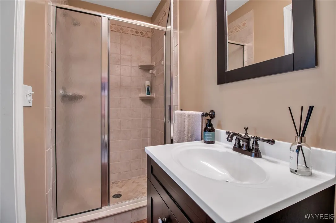 115 Fairbanks Avenue, Tonawanda, New York 14223, Tonawanda, New York 14223, 3 Bedrooms Bedrooms, 7 Rooms Rooms,2 BathroomsBathrooms,Residential,Closed,115 Fairbanks Avenue, Tonawanda, New York 14223,0,B1626199