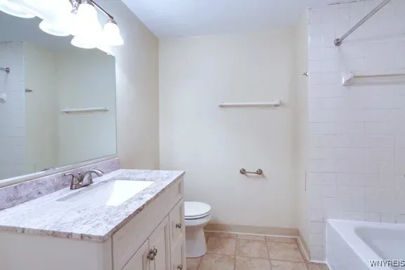 1525 #304 Amherst Manor Drive, Amherst, New York 1, Amherst, New York 14228, 2 Bedrooms Bedrooms, 4 Rooms Rooms,2 BathroomsBathrooms,Residential Lease,For Rent,1525 #304 Amherst Manor Drive, Amherst, New York 1,B1626897