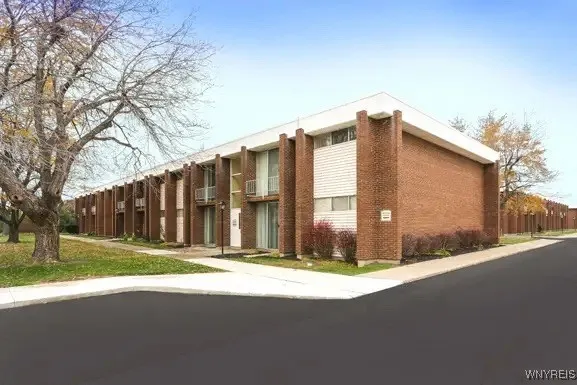 1525 #304 Amherst Manor Drive, Amherst, New York 1, Amherst, New York 14228, 2 Bedrooms Bedrooms, 4 Rooms Rooms,2 BathroomsBathrooms,Residential Lease,For Rent,1525 #304 Amherst Manor Drive, Amherst, New York 1,B1626897