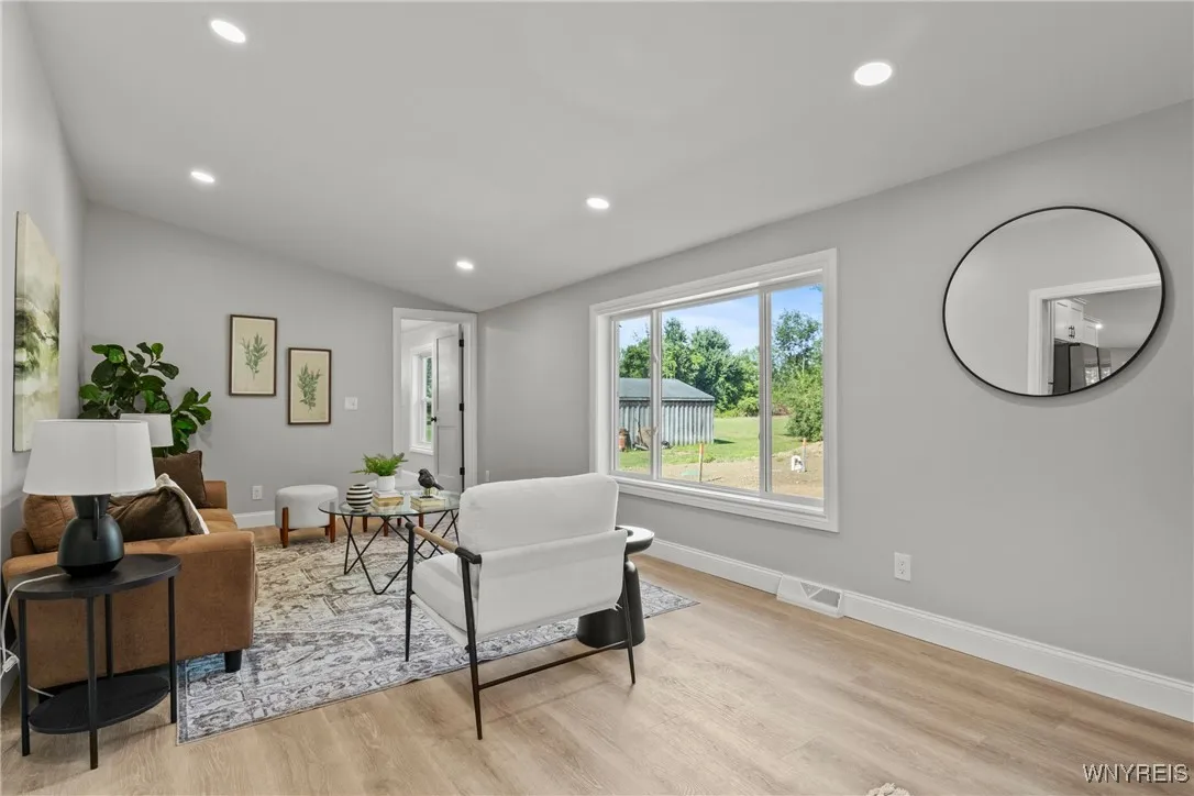 5649 Barnum Road, Clarence, New York 14001, Newstead, New York 14001, 3 Bedrooms Bedrooms, 6 Rooms Rooms,2 BathroomsBathrooms,Residential,Closed,5649 Barnum Road, Clarence, New York 14001,0,B1626635