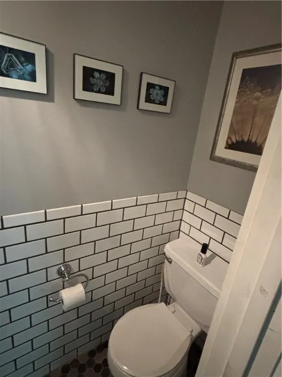 4 King Street, Oneonta, New York 13820, Oneonta, New York 13820, 4 Bedrooms Bedrooms, 10 Rooms Rooms,1 BathroomBathrooms,Residential,Closed,4 King Street, Oneonta, New York 13820,0,R1626537