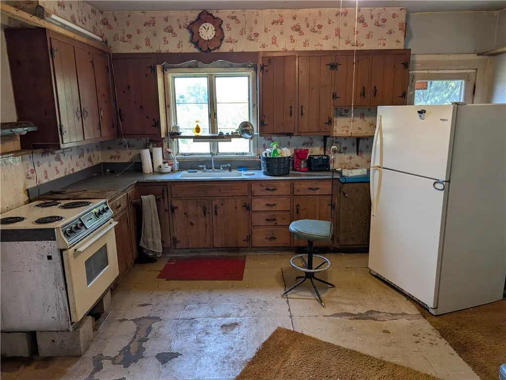 16499 Lynch Road, Murray, New York 14470, Murray, New York 14470, 4 Bedrooms Bedrooms, 8 Rooms Rooms,1 BathroomBathrooms,Residential,Closed,16499 Lynch Road, Murray, New York 14470,0,R1626735