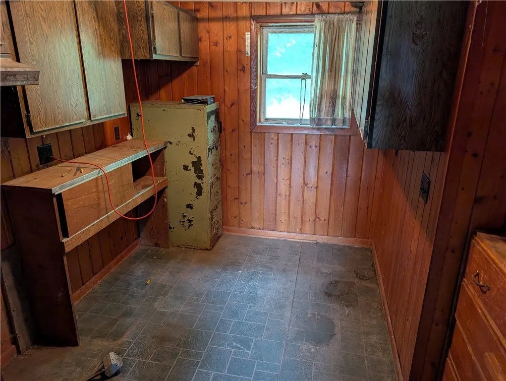 16499 Lynch Road, Murray, New York 14470, Murray, New York 14470, 4 Bedrooms Bedrooms, 8 Rooms Rooms,1 BathroomBathrooms,Residential,Closed,16499 Lynch Road, Murray, New York 14470,0,R1626735