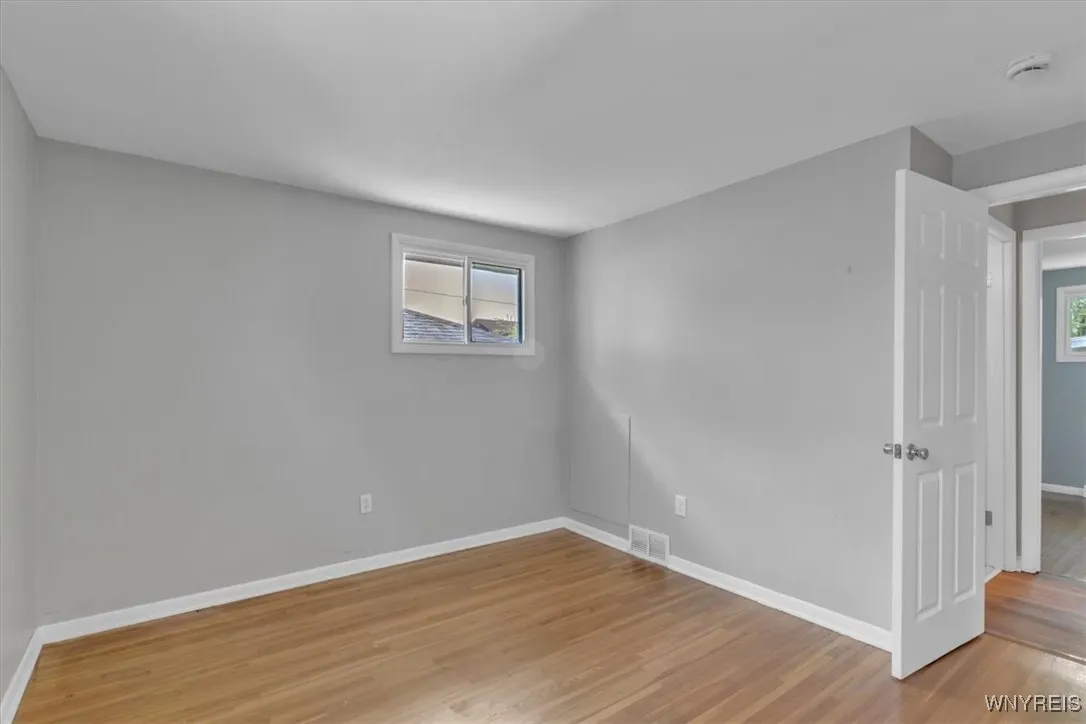 135 Mapleview Drive, Tonawanda, New York 14150, Tonawanda, New York 14150, 3 Bedrooms Bedrooms, 5 Rooms Rooms,1 BathroomBathrooms,Residential,Closed,135 Mapleview Drive, Tonawanda, New York 14150,0,B1626727