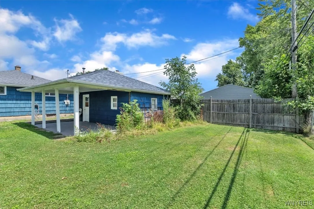 135 Mapleview Drive, Tonawanda, New York 14150, Tonawanda, New York 14150, 3 Bedrooms Bedrooms, 5 Rooms Rooms,1 BathroomBathrooms,Residential,Closed,135 Mapleview Drive, Tonawanda, New York 14150,0,B1626727