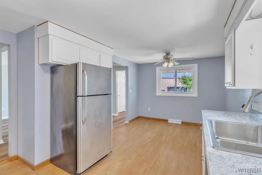 135 Mapleview Drive, Tonawanda, New York 14150, Tonawanda, New York 14150, 3 Bedrooms Bedrooms, 5 Rooms Rooms,1 BathroomBathrooms,Residential,Closed,135 Mapleview Drive, Tonawanda, New York 14150,0,B1626727