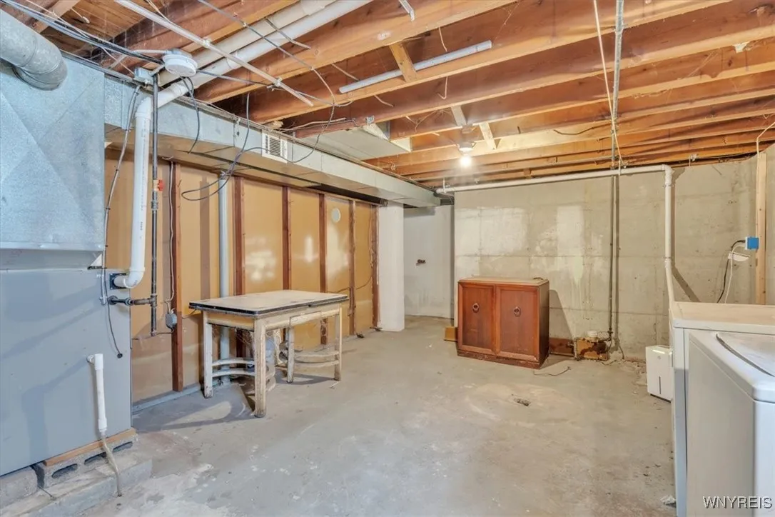 135 Mapleview Drive, Tonawanda, New York 14150, Tonawanda, New York 14150, 3 Bedrooms Bedrooms, 5 Rooms Rooms,1 BathroomBathrooms,Residential,Closed,135 Mapleview Drive, Tonawanda, New York 14150,0,B1626727