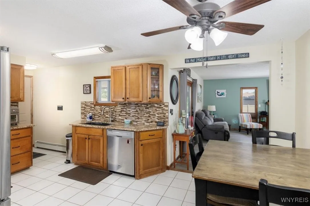 128 Cranwood Drive, West Seneca, New York 14224, West Seneca, New York 14224, 3 Bedrooms Bedrooms, 5 Rooms Rooms,2 BathroomsBathrooms,Residential,Closed,128 Cranwood Drive, West Seneca, New York 14224,0,B1626738